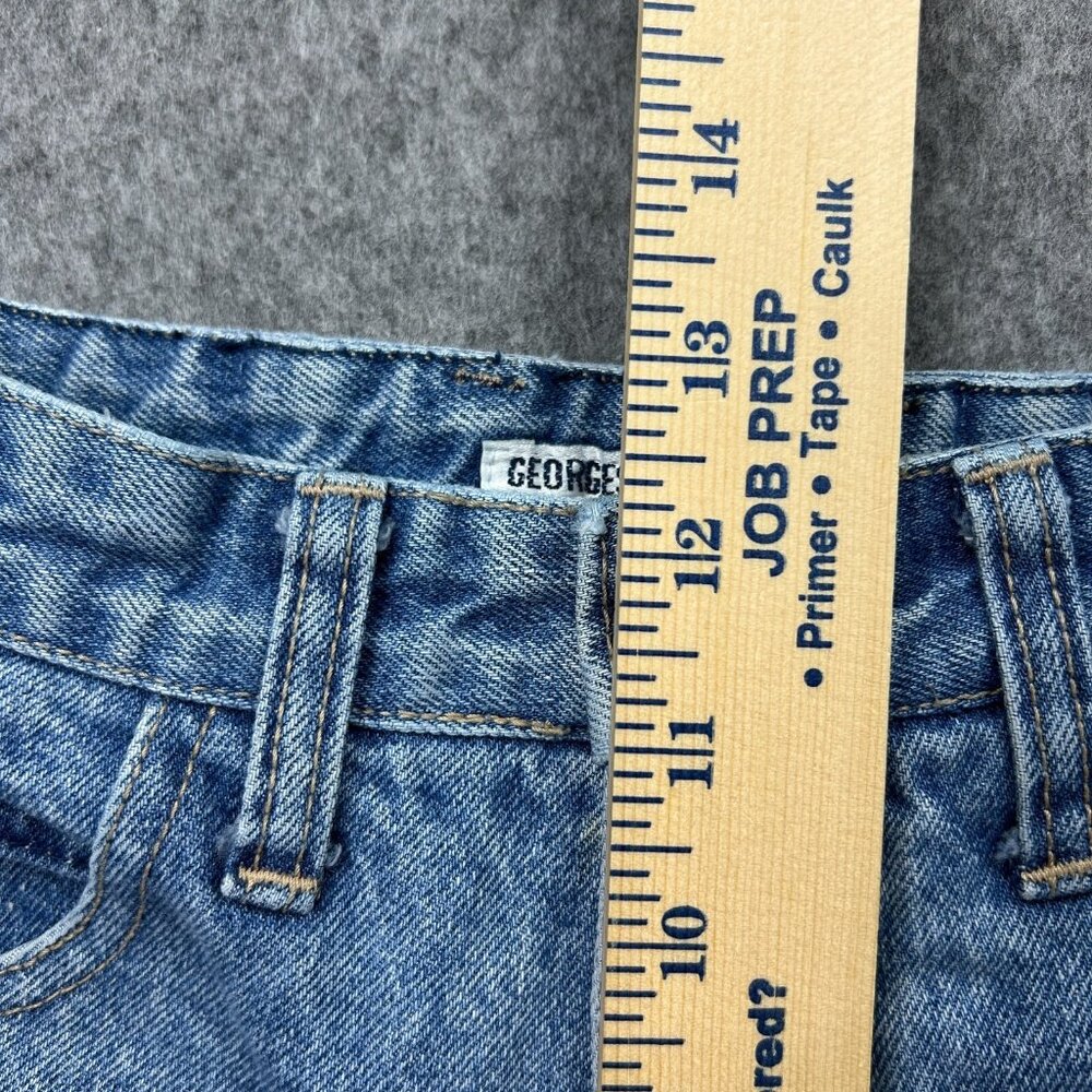 Guess 1050 Slim High Waist Narrow Leg Jeans Women's Size 29 Vintage Medium Wash - Picture 10 of 13